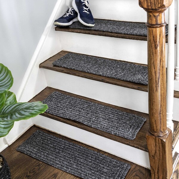 Nuloom Wynn Braided Indoor/Outdoor Area Rug 8in x 28in HJFV01F-RST13 - main